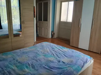 dormitor cu dulap apartament vanzare cumparare Sector 1 București